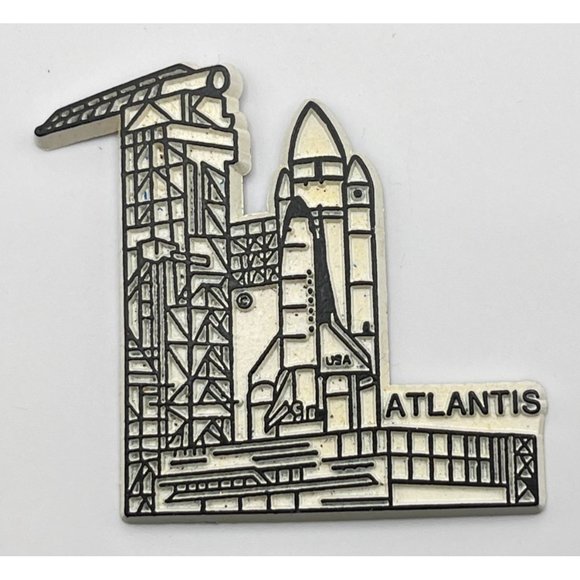 NASA Space Shuttle Atlantis Refrigerator Magnet Vintage Kennedy Space Center - Picture 6 of 6